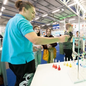 Le salon valaisan des formations et métiers. Martigny. Jeudi 9 mars 2023
